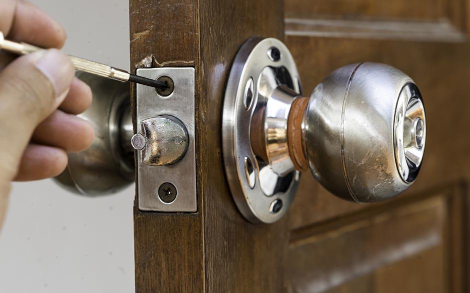 soigneux serrurier ouverture de porte Paris 19